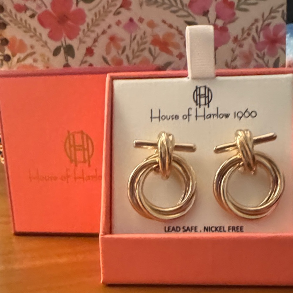🎉 HP 🎉House of Harlow 1960 Gold Circle Earrings